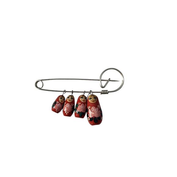 Jewelry - Vintage Hand Painted Wooden Russian Matryoshka Nesting Dolls Safety Pin‎ Brooch